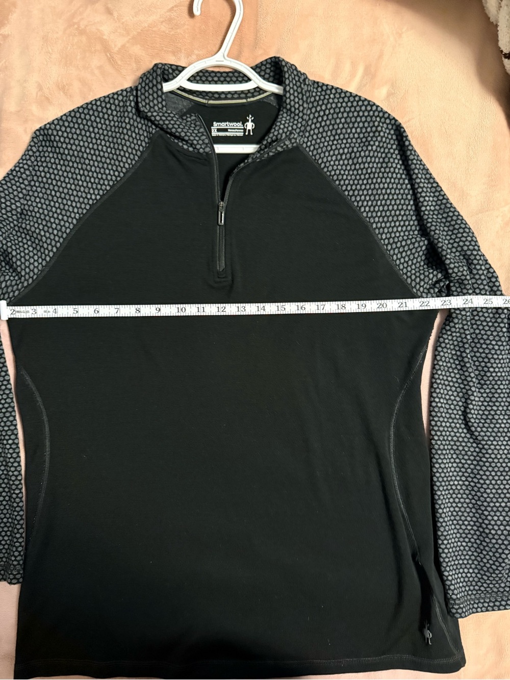 Smartwool Black and Gray Women's 1/2 Zip Pullover with Patterned Collar - Picture 4 of 4